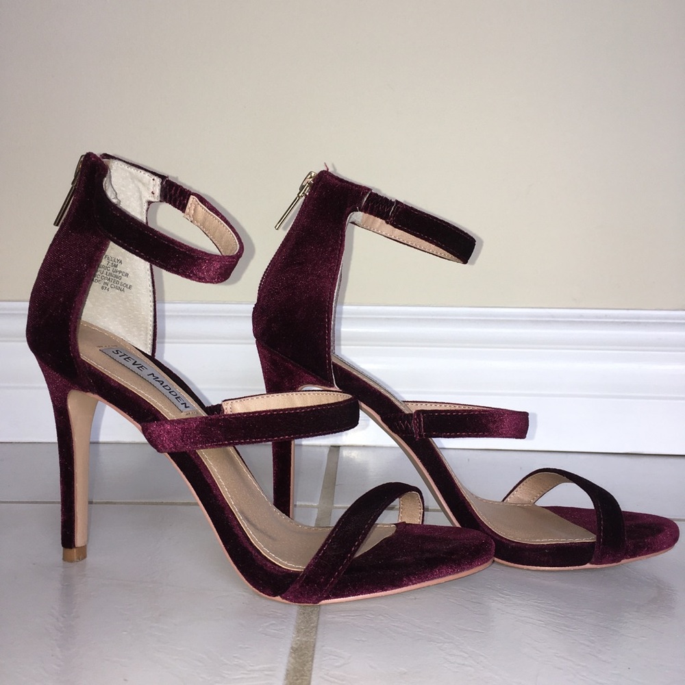 Steve Madden Red Velvet High Heels